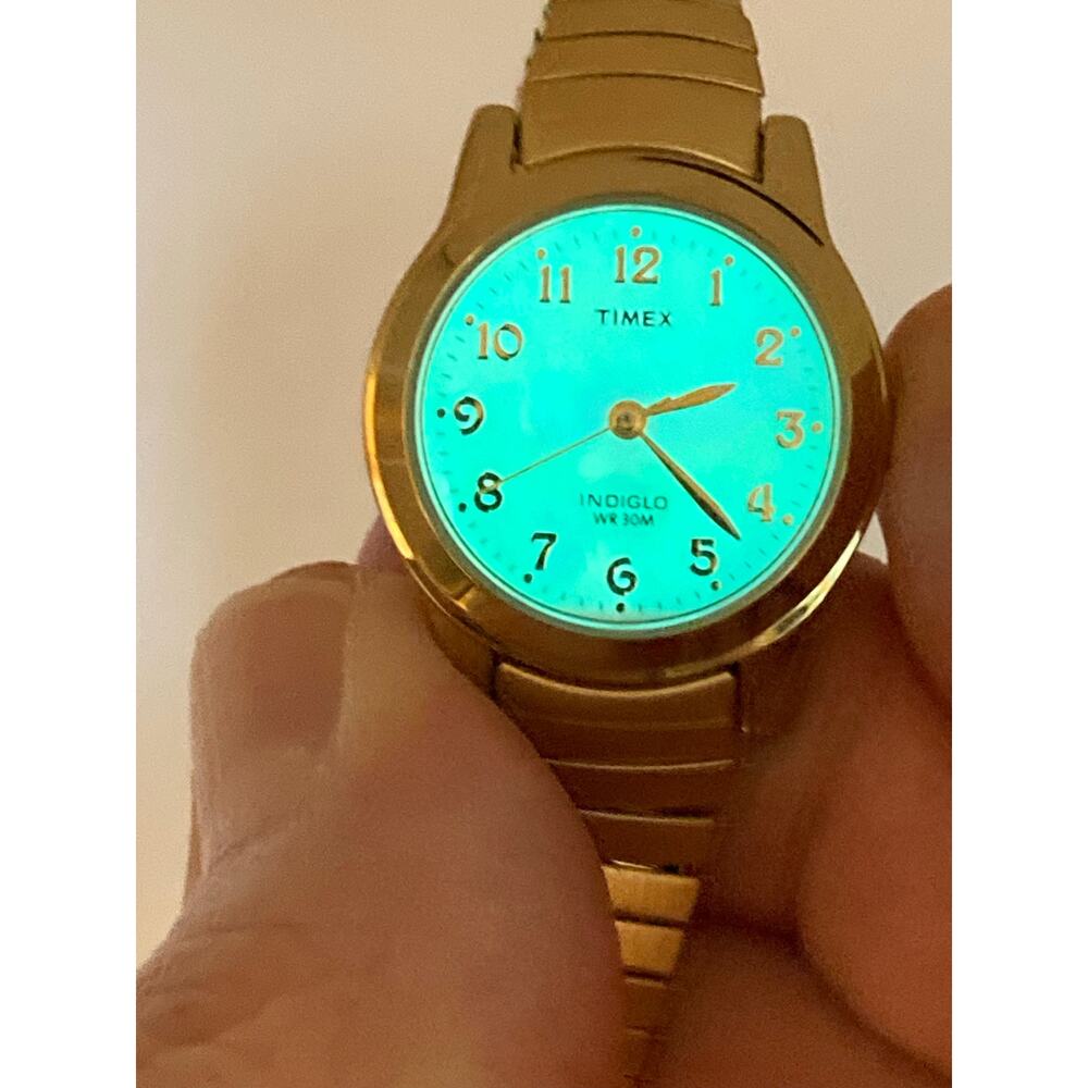 Two Timex Indiglo Women's Watches 25mm - Fresh Batteries - Expandable WR - Picture 12 of 15